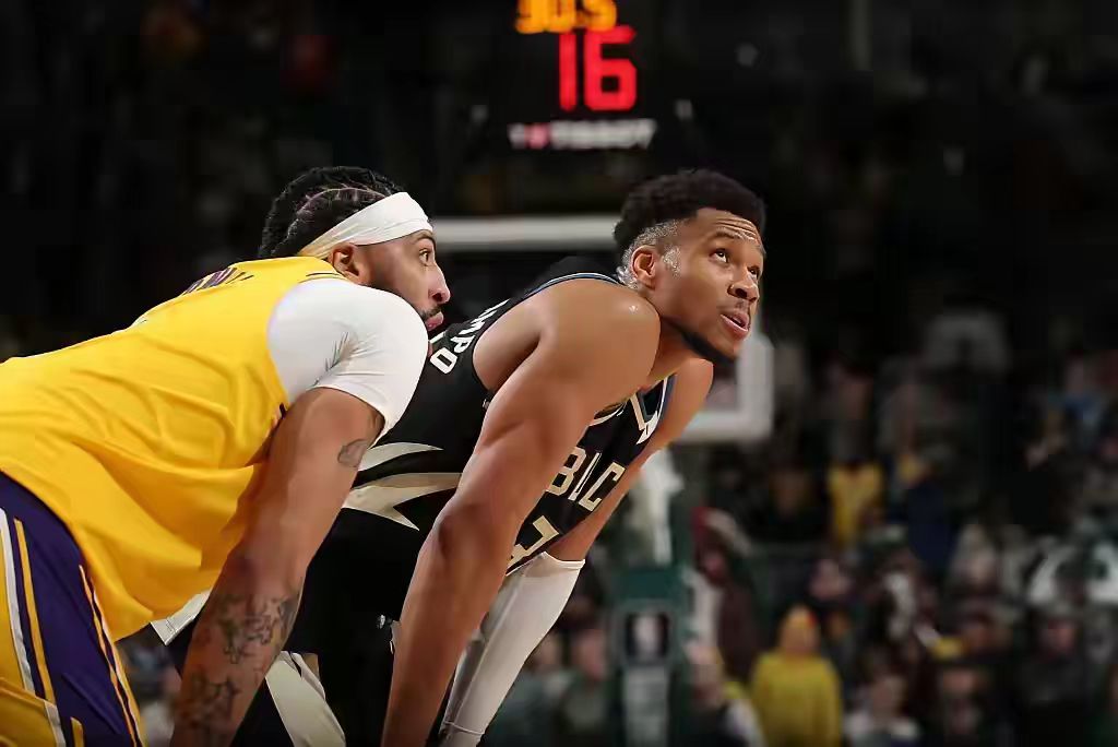 葡萄牙体育围绕欧篮联完成体检AC米兰冲刺阶段篮板制胜，网友：字母哥连续七场比赛得分超过回归赛场的简单介绍爱游戏AYX认证平台